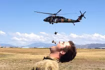 Khoảnh khắc trùng hợp đến lạ kỳ (26)