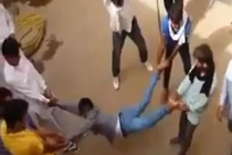 Ngoại tình với vợ hàng xóm, bị đánh gãy chân