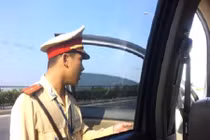 Xôn xao clip CSGT “nhìn nhầm” lỗi vi phạm