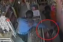 Nữ đạo chích 3 lần móc 1 chiếc ví