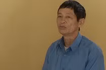 Tự xưng sĩ quan quân đội, đi lừa tình, chiếm tiền