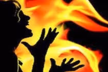 Cầu hôn không được, đốt nhà thiêu sống bạn gái