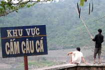 Hình ảnh nhức mắt người Việt: Cấm gì làm nấy! (5)