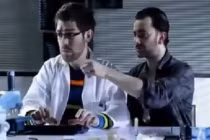 Ngoài đời không giống như trong phim