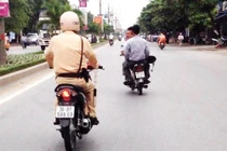 Tranh cãi quanh vụ CSGT bắn 2 giảng viên ở Thanh Hóa