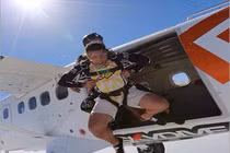 “Ro béo” nhảy dù cổ vũ World Cup 2014 