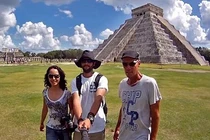 Đi khắp thế giới gây quỹ từ thiện trong... 3 phút