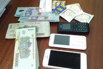 Choáng váng mại dâm công nghệ cao của gái bán hoa Việt