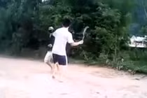 Trai làng dùng rựa “chém” nhau giữa ban ngày