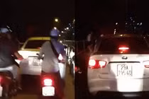 Tài xế bị chửi “ngu” do lái ô tô lên cầu Long Biên