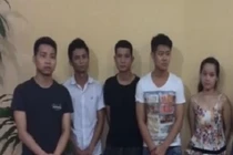 Theo chân công an triệt phá động lắc núp quán karaoke