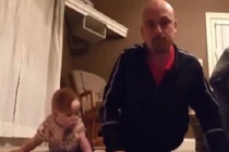 Hài hước hai cha con cùng tập Gym