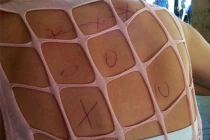 Ảnh cười Facebook: Chơi cờ ca rô kiểu mới