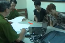 Đang tẩu tán đồ trộm cắp... gặp cảnh sát 113