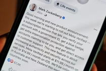 Facebook thông báo bán tích xanh gây xôn xao cõi mạng