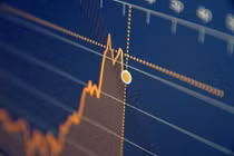 Nhóm ngân hàng kết phiên trong sắc đỏ, VN-Index giảm hơn 8 điểm