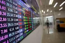 VN-Index bỏ lỡ mốc 940 điểm, khối ngoại bán ròng mạnh phiên 4/11