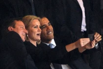 Khi các chính trị gia thích chụp ảnh "tự sướng“