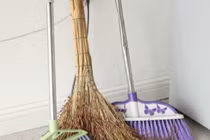 3 vị trí trong nhà tuyệt đối không nên đặt chổi 