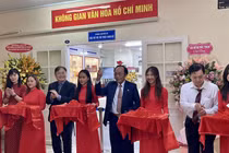 Chủ tịch VUSTA Phan Xuân Dũng cắt băng khánh thành phòng chuyên đề