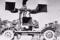 Choáng thiết bị định vị máy bay địch dựa vào âm thanh