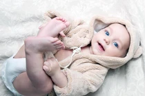 "Mách" mẹ mẹo hạ sốt cho trẻ trong 5 phút