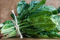 4 loại rau củ tốt nhưng ăn có thể làm tổn thương gan thận
