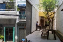 Căn nhà bên ngoài lụp xụp, rộng chỉ 3m nhưng bên trong lại có thiết kế đặc biệt