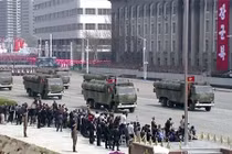 Loạt ảnh nóng hổi về lễ diễu binh, duyệt binh ở Triều Tiên