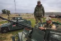 Ảnh QĐ Iraq chuẩn bị giải phóng Tây Mosul từ tay phiến quân IS