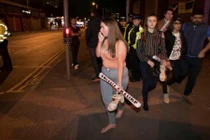 Sau vụ đánh bom ở Anh, thế giới tăng cường siết chặt an ninh