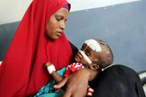 Những hình ảnh nhói lòng về nạn đói ở Somalia