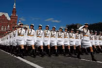 Ngắm dàn bóng hồng Nga tham gia Ngày Chiến thắng 