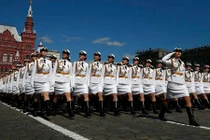 Ngắm dàn bóng hồng Nga tham gia Ngày Chiến thắng 