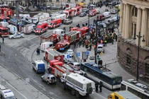 Chùm ảnh cảnh cứu hộ tại hiện trường nổ bom ở Nga