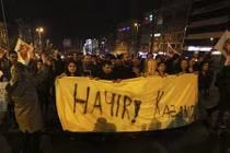 Chùm ảnh Thổ Nhĩ Kỳ hỗn loạn sau trưng cầu dân ý