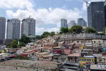 Những hình ảnh khoảng cách giàu nghèo gây sốc trên thế giới