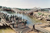 Miền bắc Việt Nam thời kháng chiến chống Mỹ qua ảnh