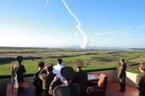 Tên lửa Triều Tiên phóng rơi cách mục tiêu giả định 7m