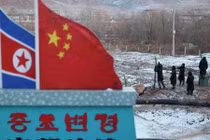 Lo Mỹ tấn công Triều Tiên, Trung Quốc gọi dân về nước