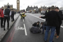 Cảnh sát Anh công bố danh tính kẻ tấn công London