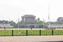 Việt Nam treo cờ rủ quốc tang đồng chí Khamtay Siphandone