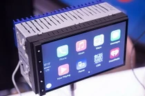 Xe cũ vẫn có thể tận hưởng Android Auto và CarPlay