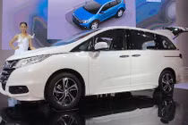 Khám phá MPV hạng sang Honda Odyssey giá 2 tỷ tại VN