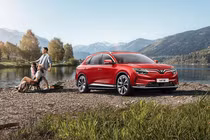 VinFast VF8 và VF9 nhận hơn 300 đơn hàng tại Canada sau 1 tuần