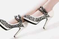 Mẹo thay đổi liên tục đế giày cao gót cực hay