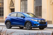 Honda HR-V 2020: Nâng cấp nhẹ, tăng giá bán