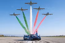 Pagani Huayra Tricolore - “thần gió” giới hạn 3 chiếc, hơn 154 tỷ đồng