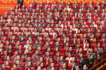 Ngày làm việc thứ ba của Đại hội Đảng lần thứ XIII: Thảo luận Văn kiện đại hội