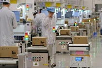 Huawei tăng gấp đôi lương trong tháng 11 cho nhân viên 